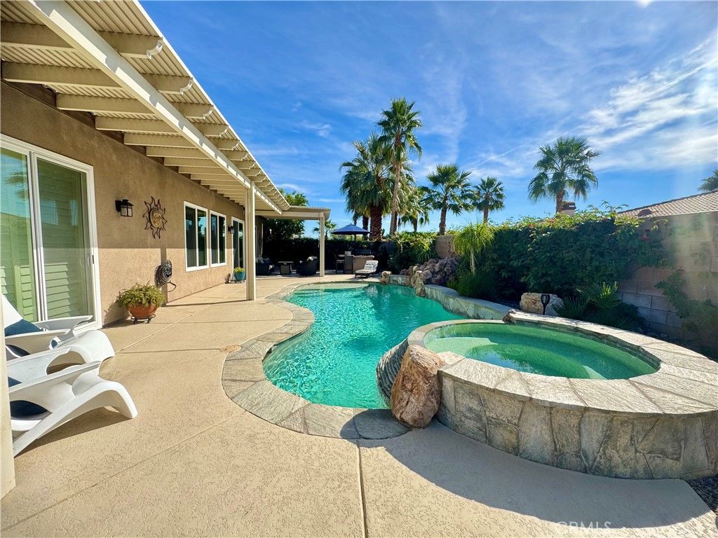Image 5 of property listing at 79851 Parkway Esplanade N, La Quinta, CA 92253