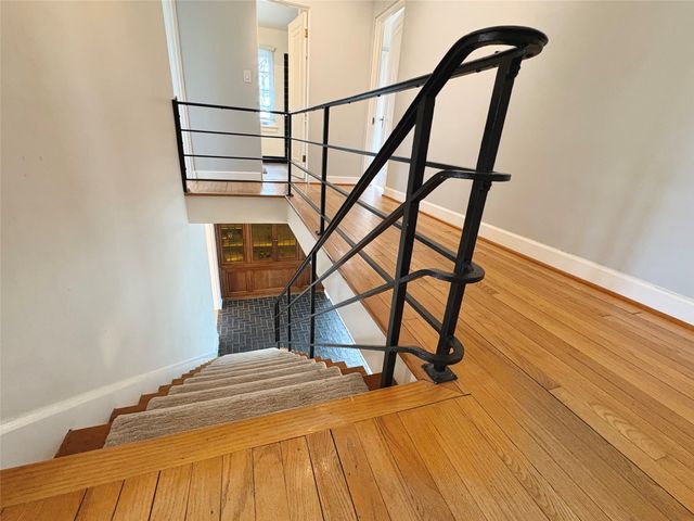 3225 Terrace Drive, Des Moines, IA 50312