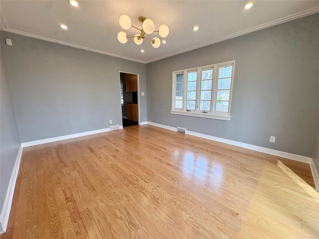 3225 Terrace Drive, Des Moines, IA 50312