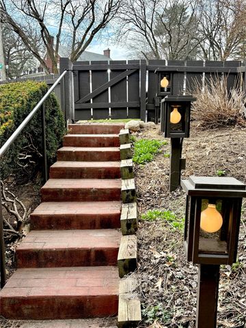 3225 Terrace Drive, Des Moines, IA 50312