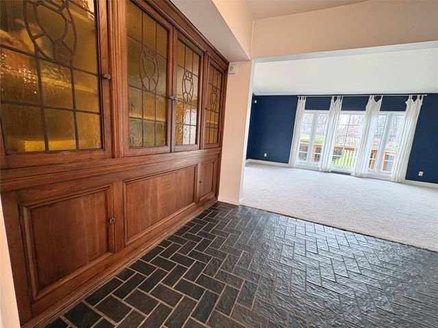 3225 Terrace Drive, Des Moines, IA 50312