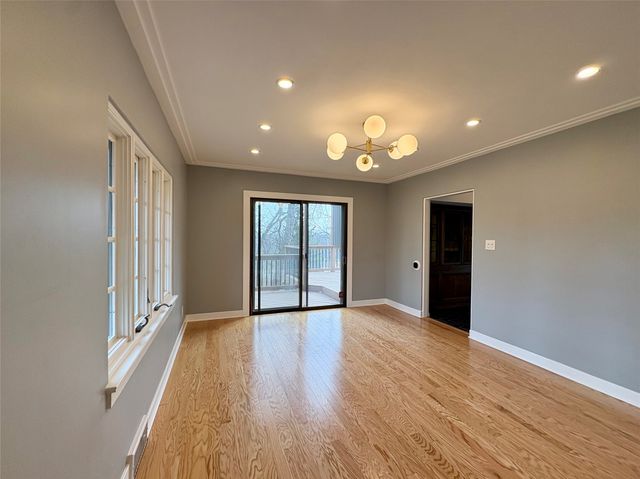 3225 Terrace Drive, Des Moines, IA 50312