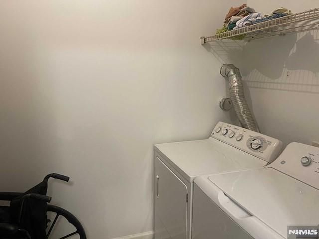 132 Cory Lane 132, Elmwood Park, NJ 07407