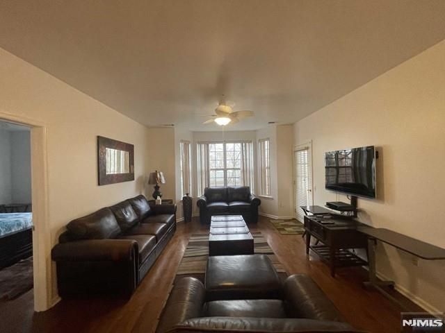 132 Cory Lane 132, Elmwood Park, NJ 07407