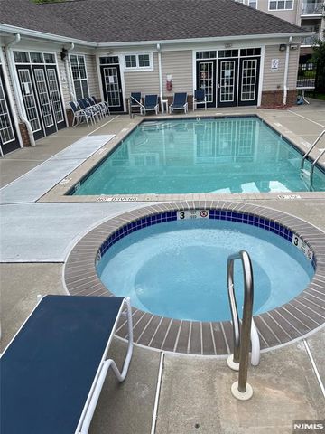 132 Cory Lane 132, Elmwood Park, NJ 07407