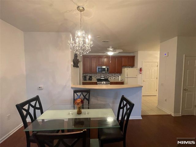 132 Cory Lane 132, Elmwood Park, NJ 07407