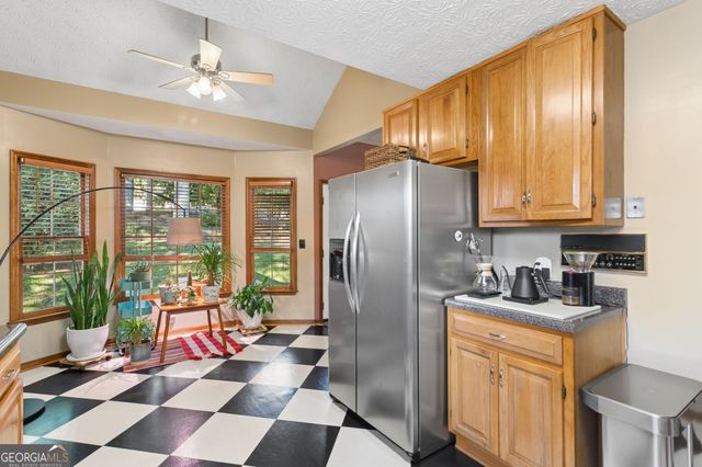 580 Berkeley Lane NE, Kennesaw, GA 30144