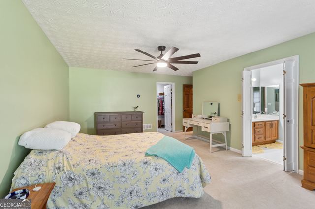580 Berkeley Lane NE, Kennesaw, GA 30144