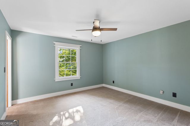 580 Berkeley Lane NE, Kennesaw, GA 30144