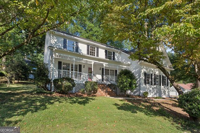 580 Berkeley Lane NE, Kennesaw, GA 30144