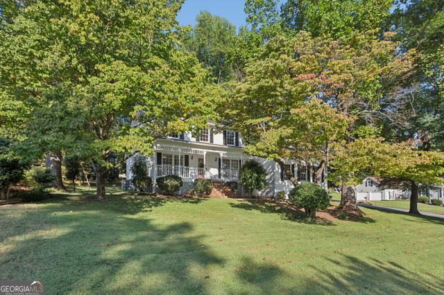 580 Berkeley Lane NE, Kennesaw, GA 30144