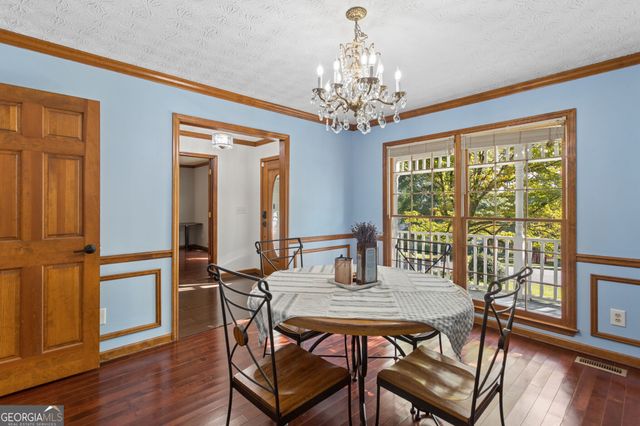580 Berkeley Lane NE, Kennesaw, GA 30144