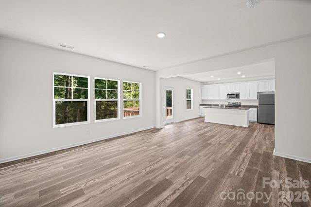 7809 E Lane Drive, Charlotte, NC 28212