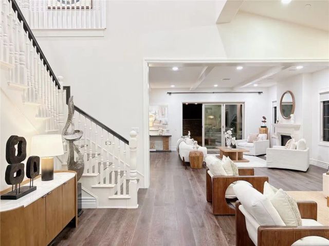 22 Shadybend, Irvine, CA 92602