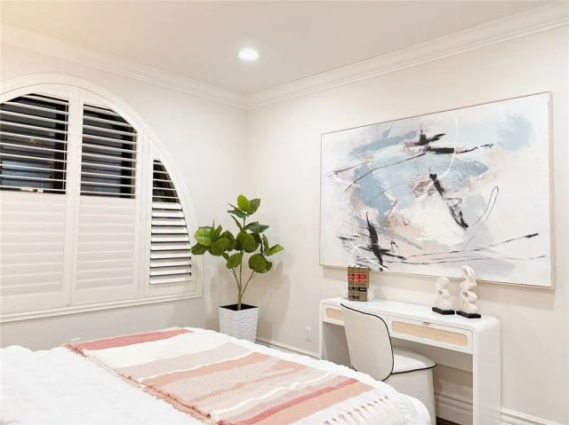 22 Shadybend, Irvine, CA 92602