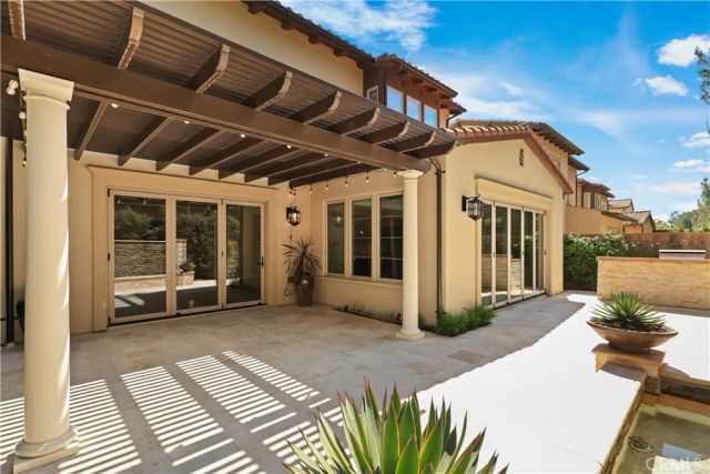 22 Shadybend, Irvine, CA 92602