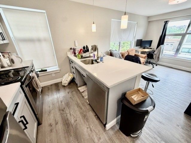 882 Mass Ave 2E, Arlington, MA 02476