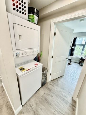 882 Mass Ave 2E, Arlington, MA 02476
