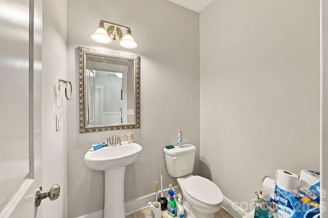 10124 Michael Crossing Drive, Charlotte, NC 28213