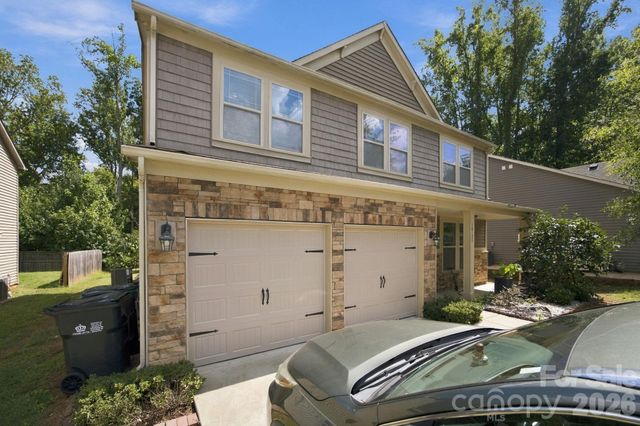 10124 Michael Crossing Drive, Charlotte, NC 28213