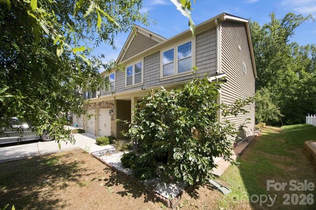 10124 Michael Crossing Drive, Charlotte, NC 28213