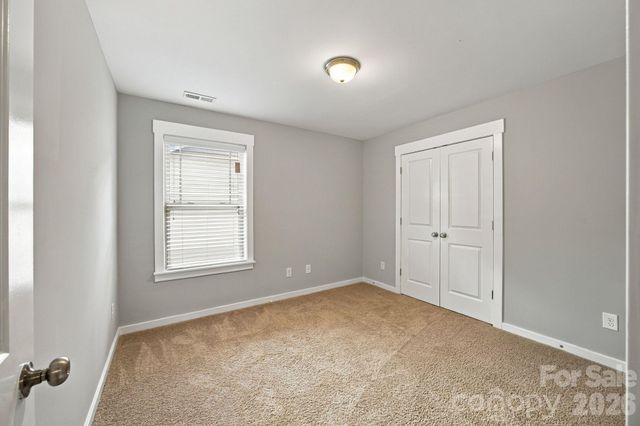 10124 Michael Crossing Drive, Charlotte, NC 28213