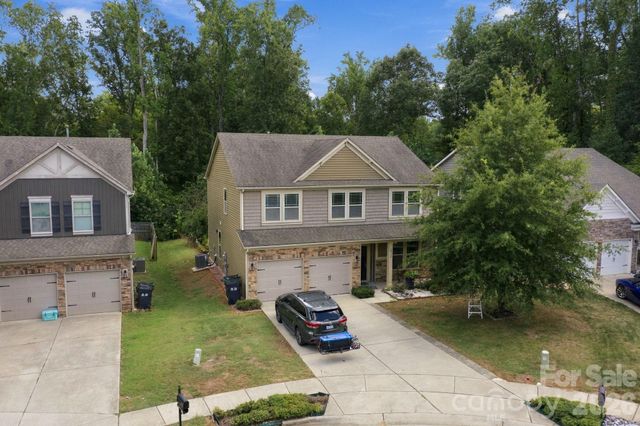 10124 Michael Crossing Drive, Charlotte, NC 28213