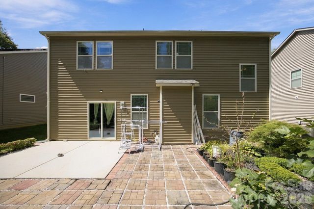 10124 Michael Crossing Drive, Charlotte, NC 28213