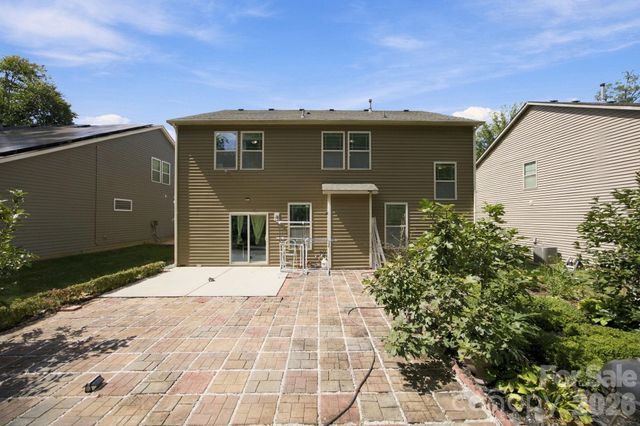 10124 Michael Crossing Drive, Charlotte, NC 28213