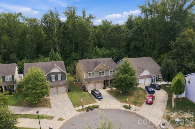 10124 Michael Crossing Drive, Charlotte, NC 28213