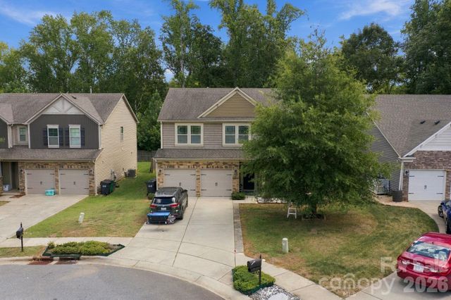 10124 Michael Crossing Drive, Charlotte, NC 28213