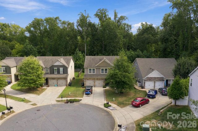 10124 Michael Crossing Drive, Charlotte, NC 28213