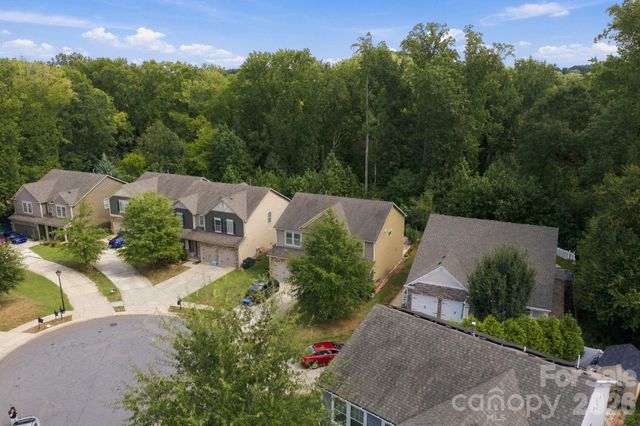 10124 Michael Crossing Drive, Charlotte, NC 28213
