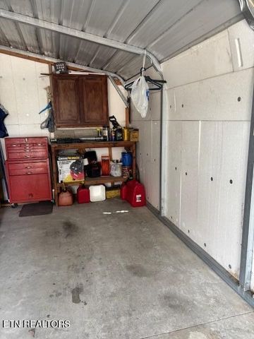 1018 Sitting Bull Point, Crossville, TN 38572