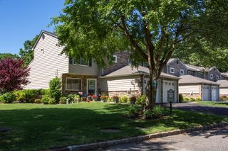 5000 Townhouse Drive 2604, Coram, NY 11727