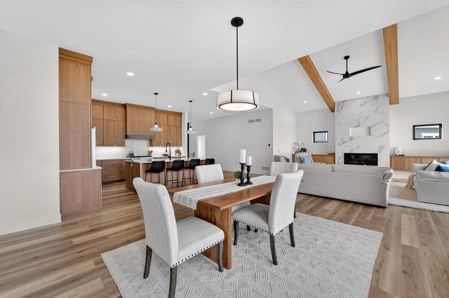 1403 Atlas Trail, Waunakee, WI 53597