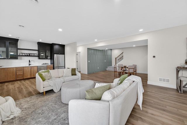 1403 Atlas Trail, Waunakee, WI 53597