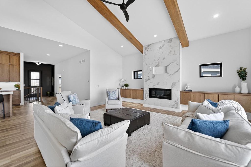 1403 Atlas Trail, Waunakee, WI 53597