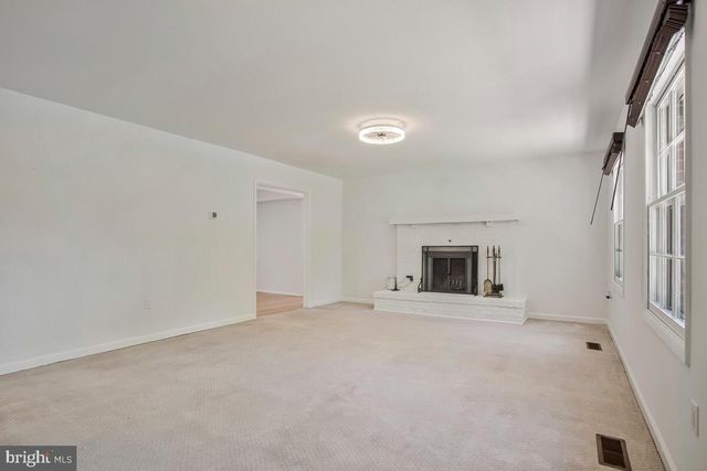 2912 BARRISTER LN, Bowie, MD 20715