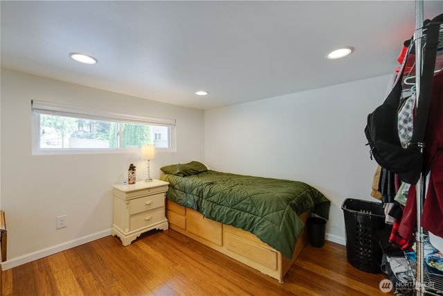 1918 S Lake Stickney Dr, Lynnwood, WA 98087