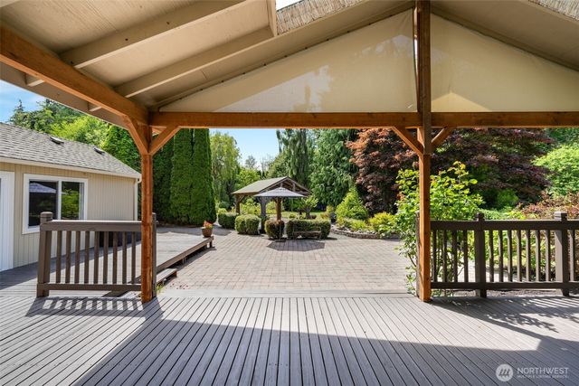 1918 S Lake Stickney Dr, Lynnwood, WA 98087