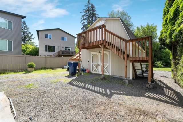 1918 S Lake Stickney Dr, Lynnwood, WA 98087