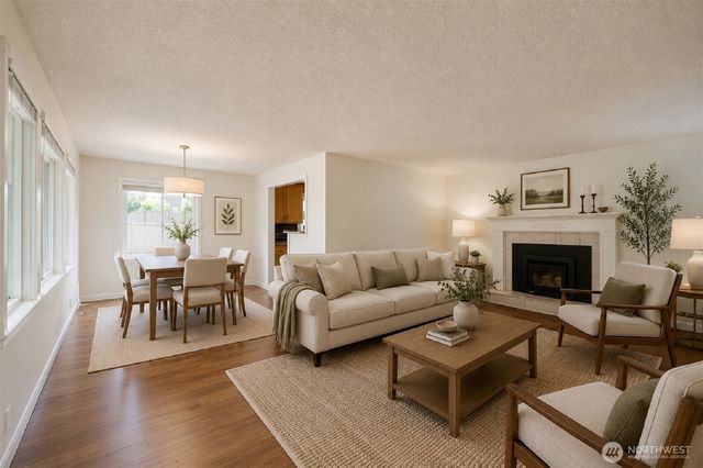 1918 S Lake Stickney Dr, Lynnwood, WA 98087