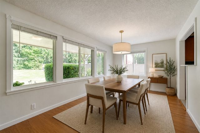 1918 S Lake Stickney Dr, Lynnwood, WA 98087