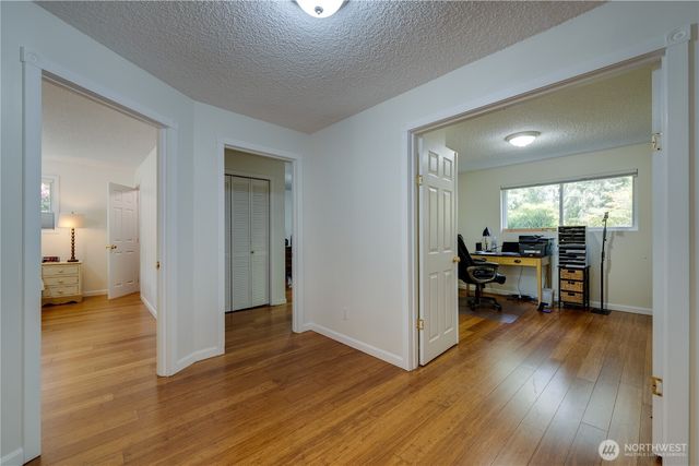 1918 S Lake Stickney Dr, Lynnwood, WA 98087