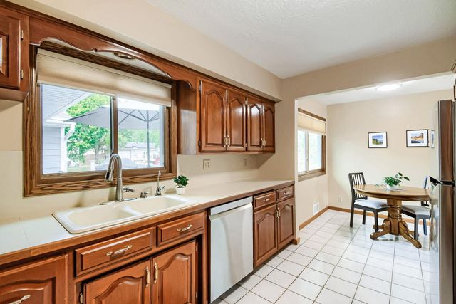 227 Dawn Avenue, Shoreview, MN 55126