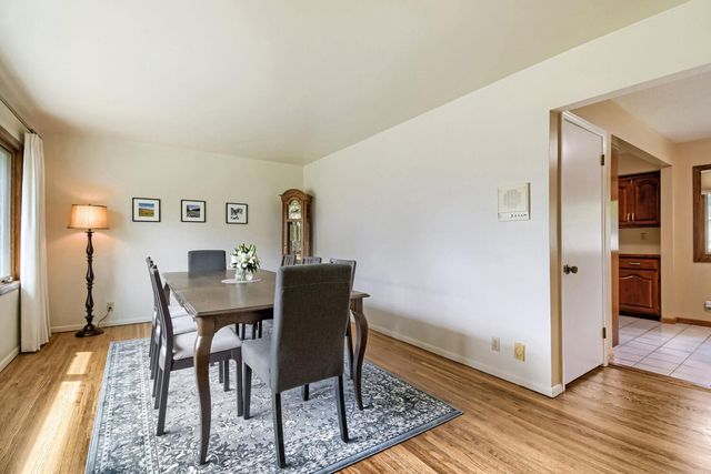 227 Dawn Avenue, Shoreview, MN 55126