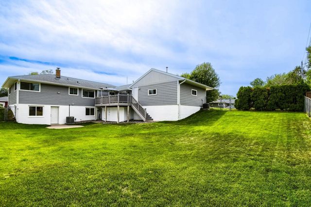 227 Dawn Avenue, Shoreview, MN 55126