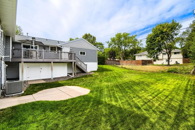 227 Dawn Avenue, Shoreview, MN 55126