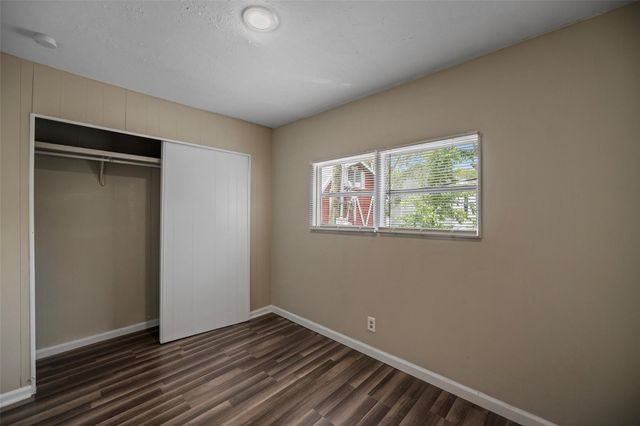 1202 Willow Lane, League City, TX 77573